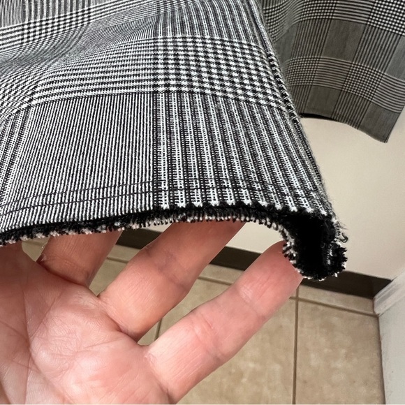 Bailey 44 Head Over Heels Plaid Pant - Picture 6 of 13